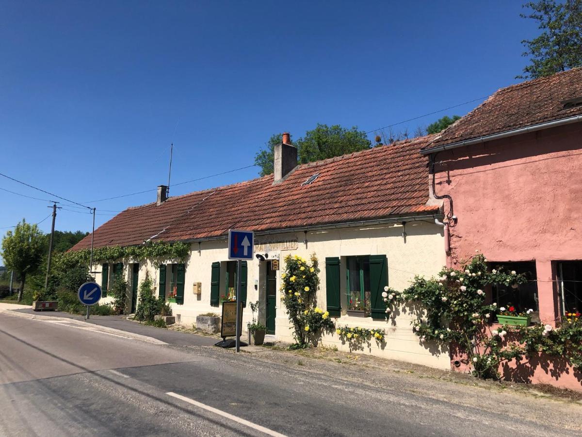 Le Surmelin Bed & Breakfast 'Ombres' Baulne-en-Brie Exterior photo